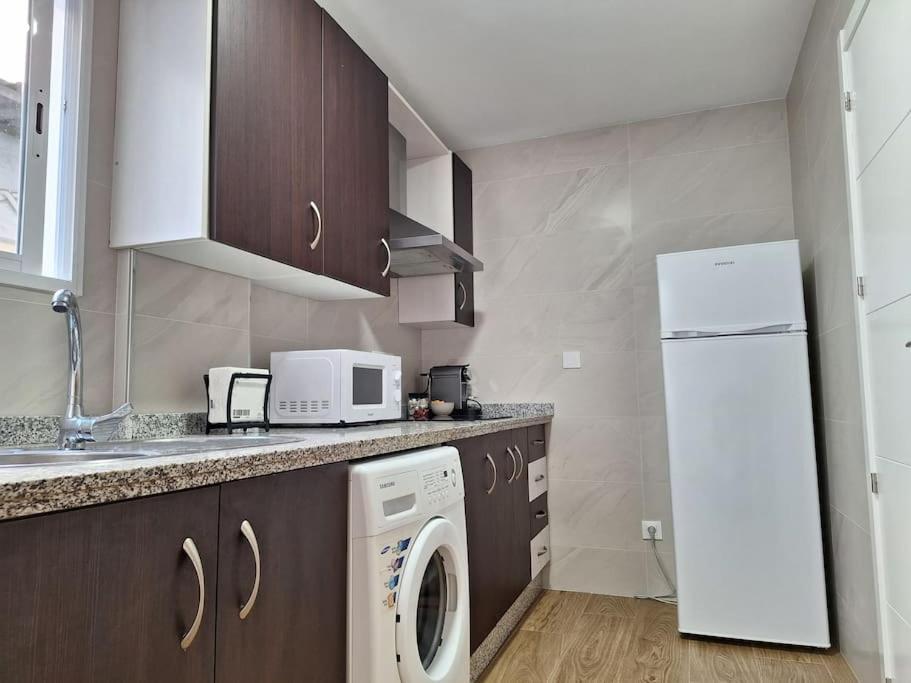 Апартаменты Apartamento Plaza Espana De Луке Экстерьер фото
