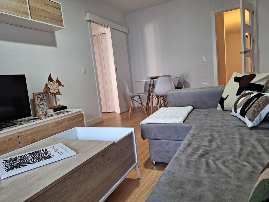 Апартаменты Apartamento Plaza Espana De Луке Экстерьер фото